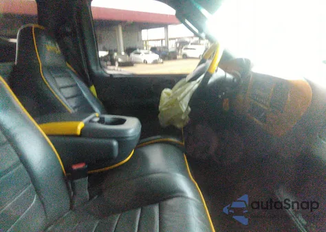 2002 Ford F-150 Xl/Xlt z USA, uszkodzony, nr VIN 1FTRF07L52KB68889